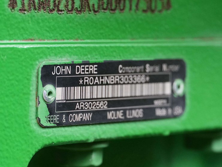 2011-john-deere-8285r-image-66