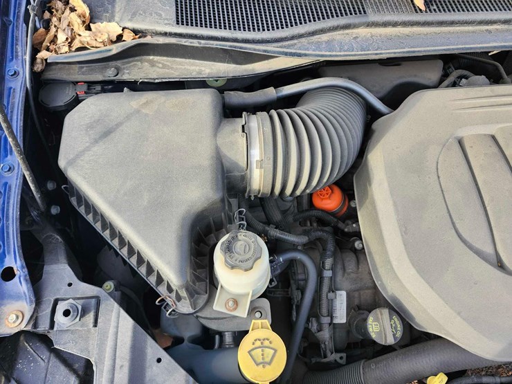 2015-dodge-grand-caravan-se-image-15