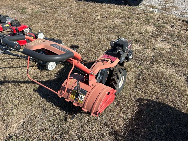 yard-machines-tiller-image-3