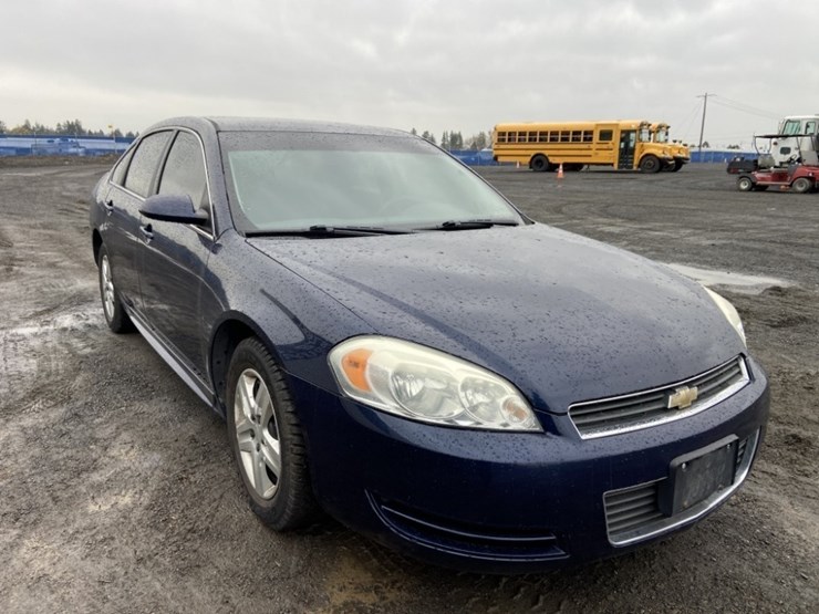 2010-chevrolet-impala-sedan-image-7