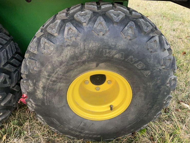 john-deere-gator-image-16