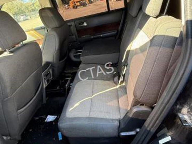 2010-ford-flex-image-20