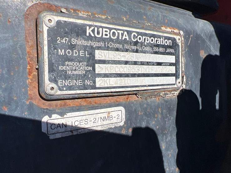 2019-kubota-svl95-2s-image-11