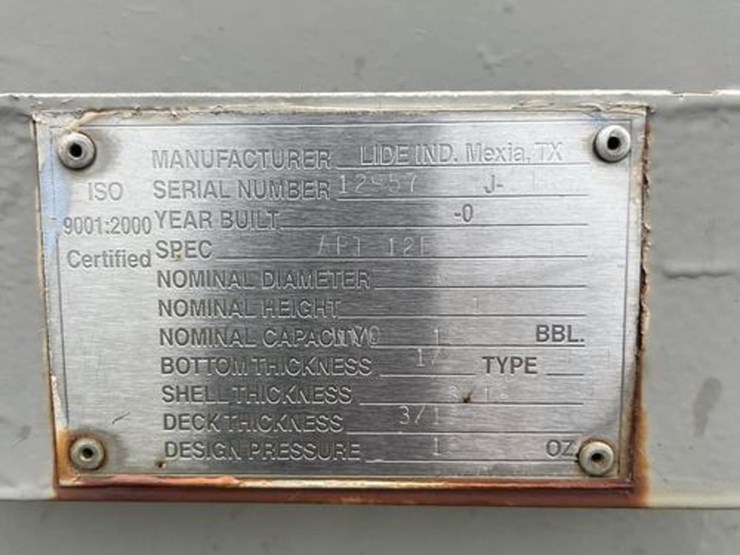 100-bbl-production-tank-image-2