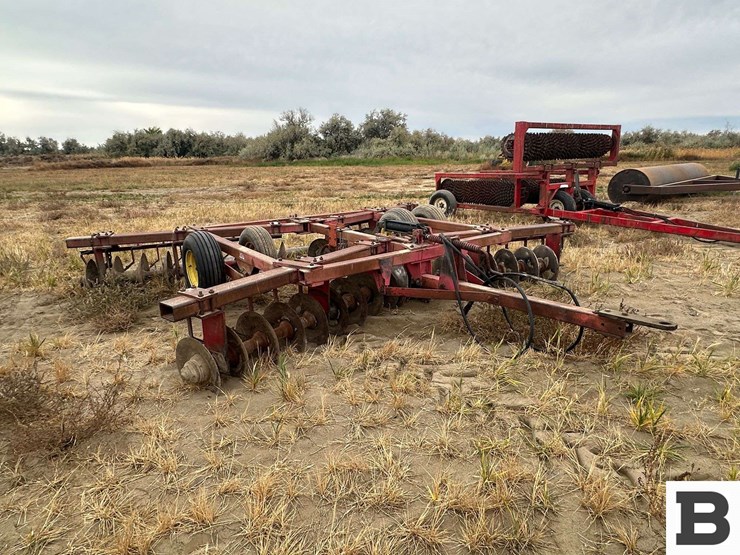 massey-ferguson-720-image-6