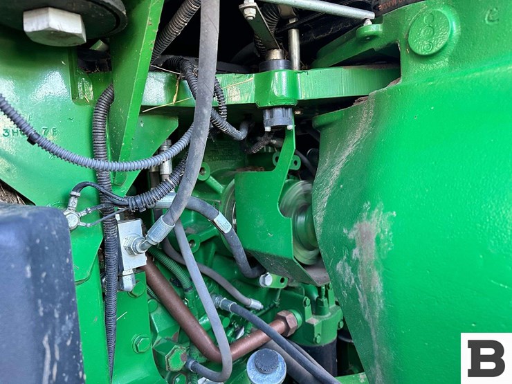 2014-john-deere-9460r-image-38