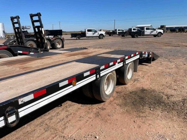 2023-eager-beaver-equip.-trailer-image-3