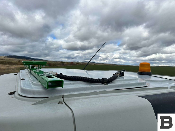 2008-massey-ferguson-8480-image-76