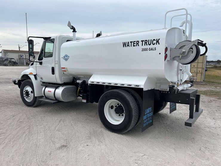 2018-international-durastar-4300-image-4