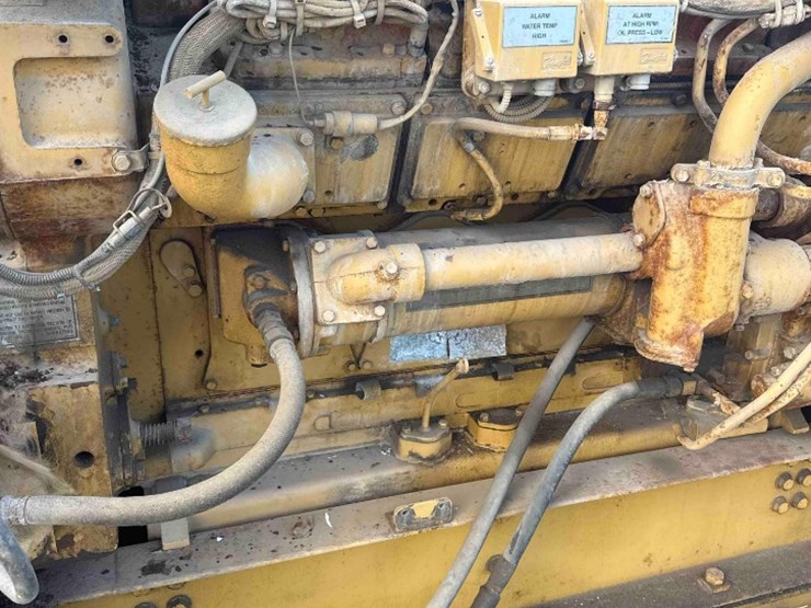 2001-caterpillar-3508-image-9