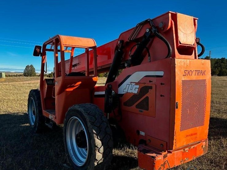 2013-sky-trak-6042-image-6