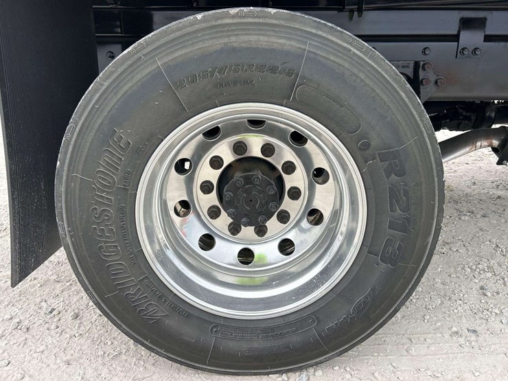 2021-international-mv607-image-41