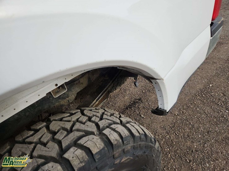 2020-ford-f250-image-39