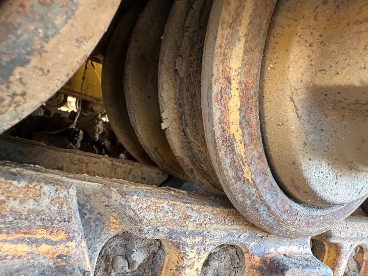 caterpillar-d5k2-image-9