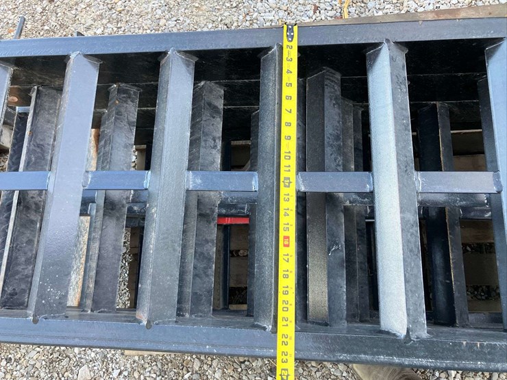 black-heavy-duty-ramps-5'x24"---qty.-4-image-7