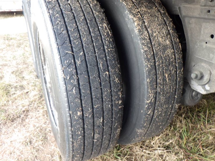 2017-utility-3000r-image-16