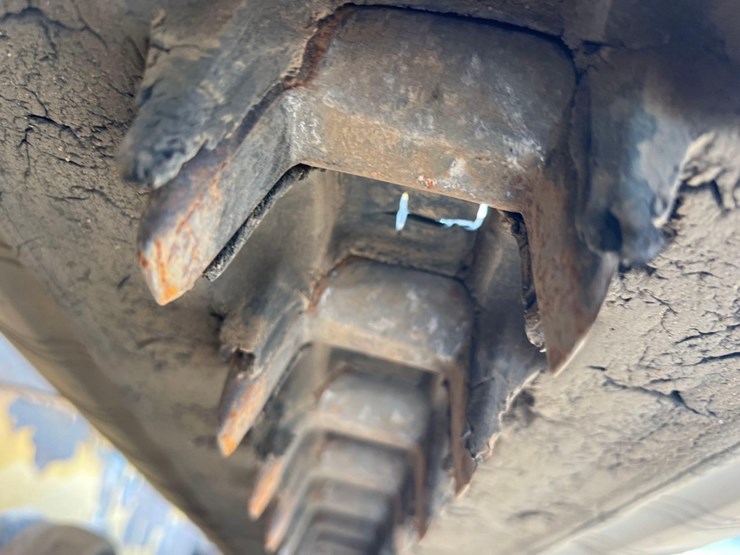 2021-caterpillar-259d3-image-16