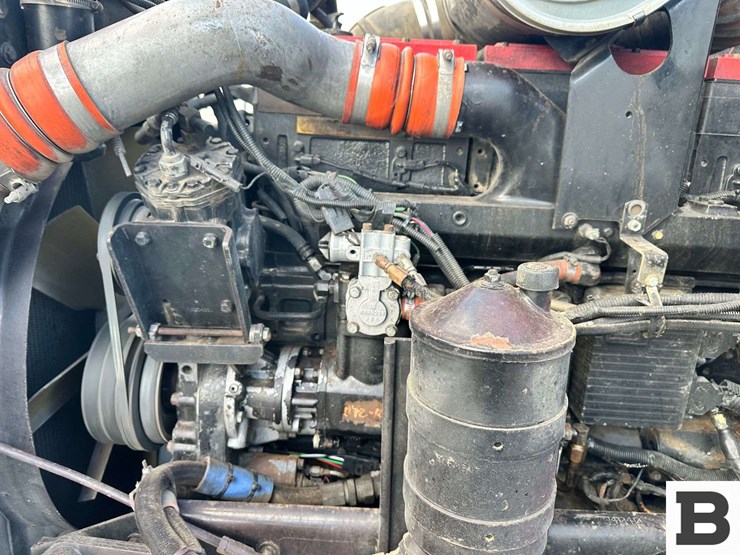 1999-kenworth-t800-image-26