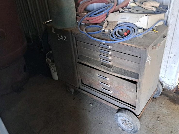 #302-•-tool-cart-image-4