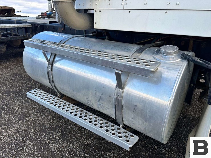 1999-kenworth-t800-image-67