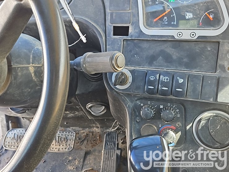 2015-jcb-509-42-image-28