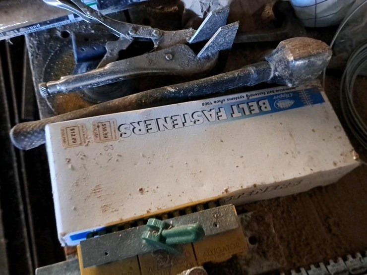 #315-•-tools-and-parts-image-4