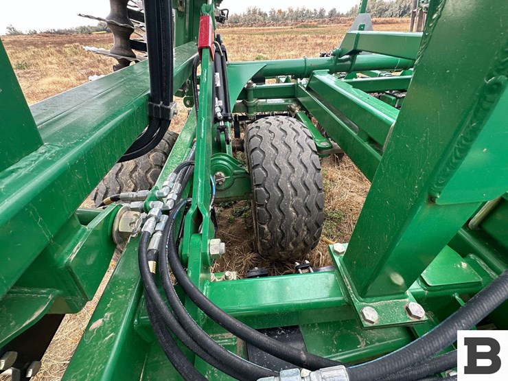 great-plains-2400tm-image-48