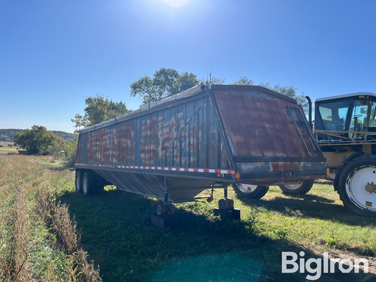 1952-shop-built-trailer-image-3