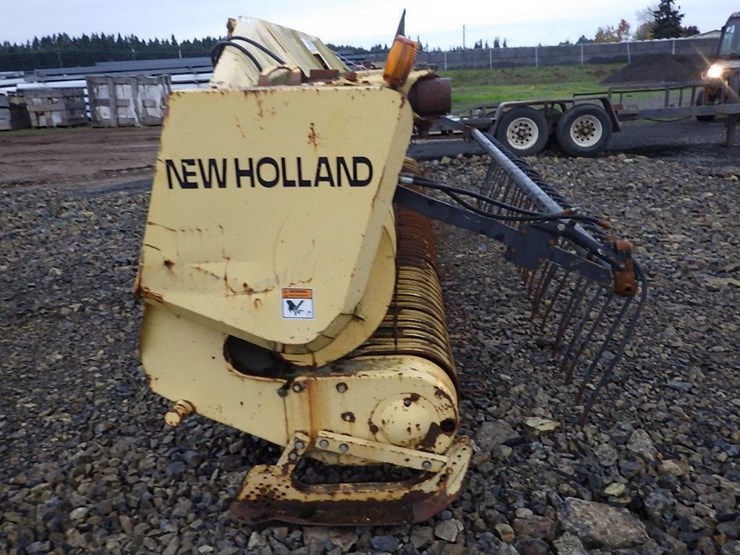 new-holland-365w-image-5