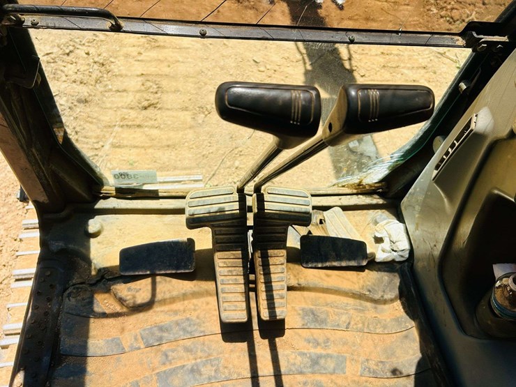 2010-doosan-dx180-lc-image-85