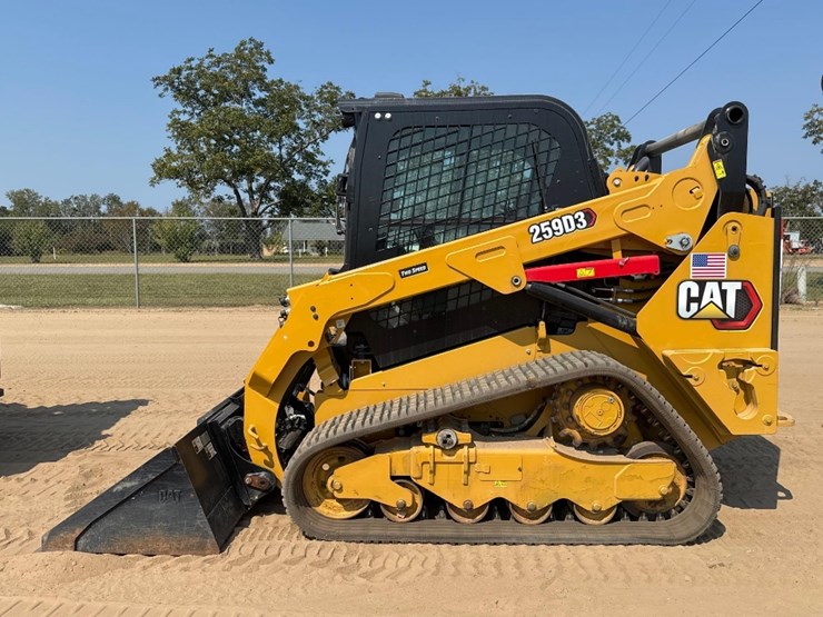 2023-caterpillar-259d3-image-1