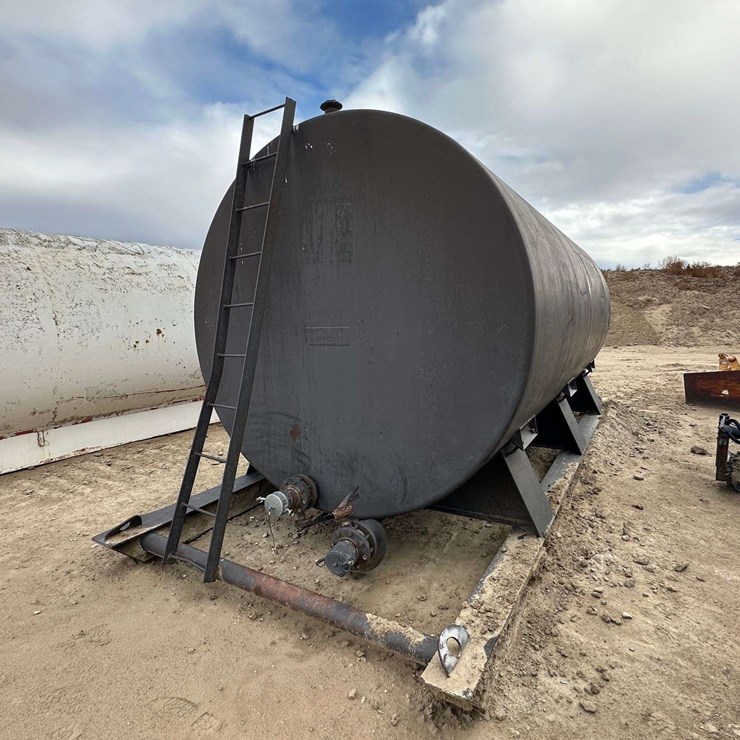 8,000 Gallon Tank - Kennewick, Wa