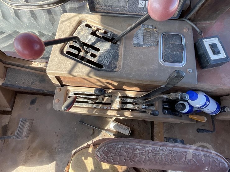 allis-chalmers-4w220-image-30