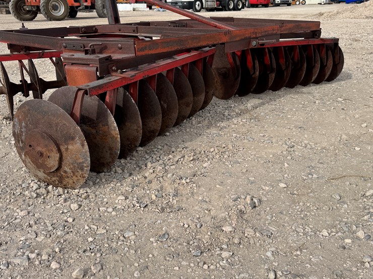 massey-ferguson-3-image-13