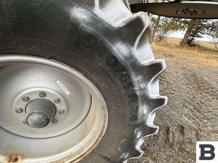 2008-gleaner-r75-image-30