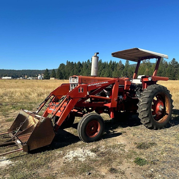 1977 INTERNATIONAL 86