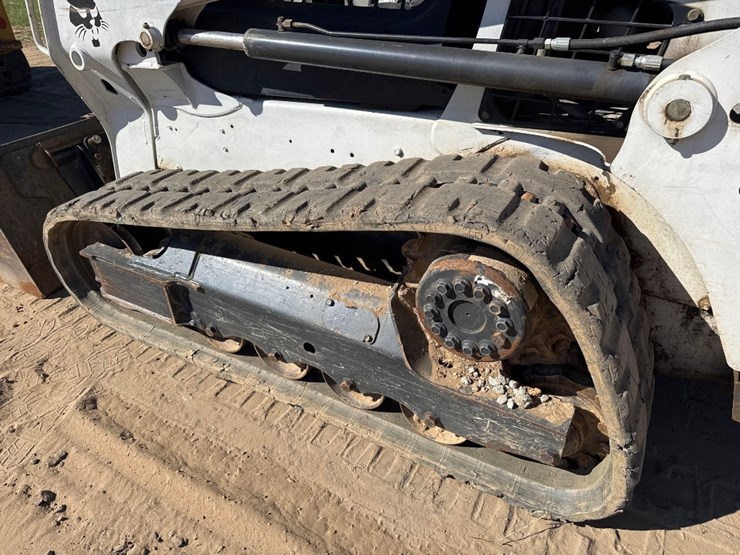 2015-bobcat-t550-image-9