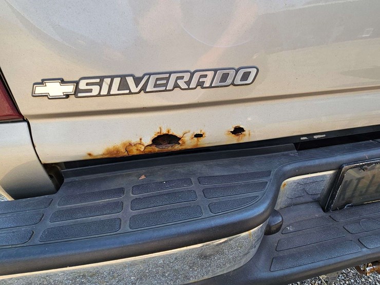 2002-chevrolet-2500hd-image-29