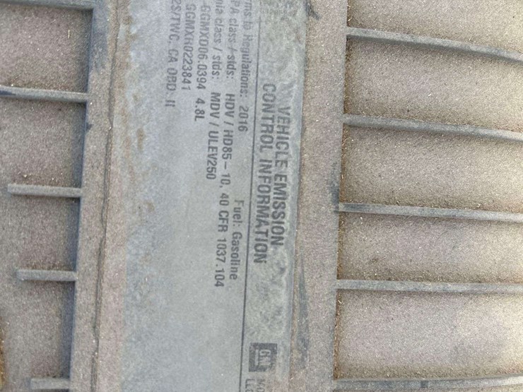 2016-chevrolet-express-2500-passenger-van-image-10