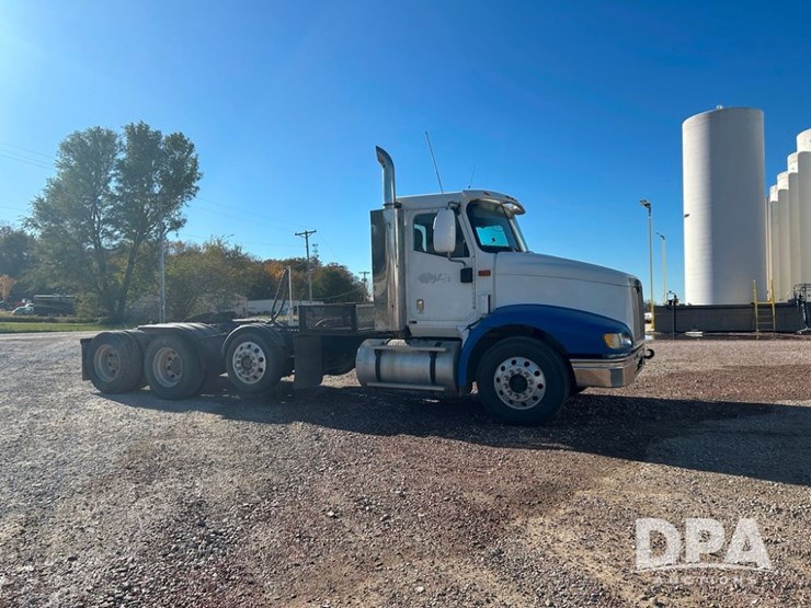 2004-international-9200i-image-9