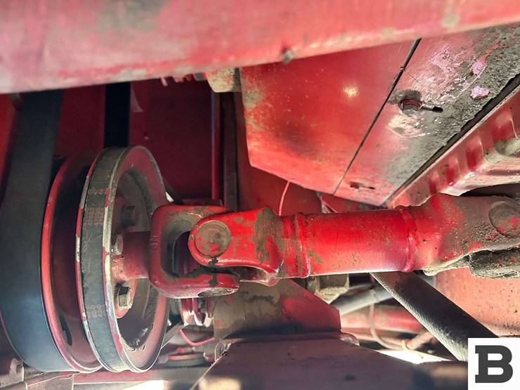 case-ih-8840-image-35