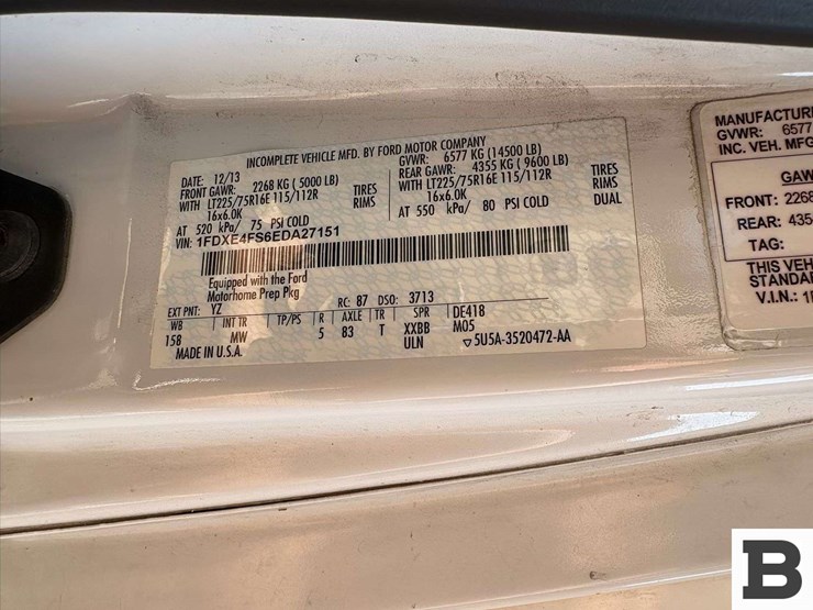 2014-ford-e450-image-13