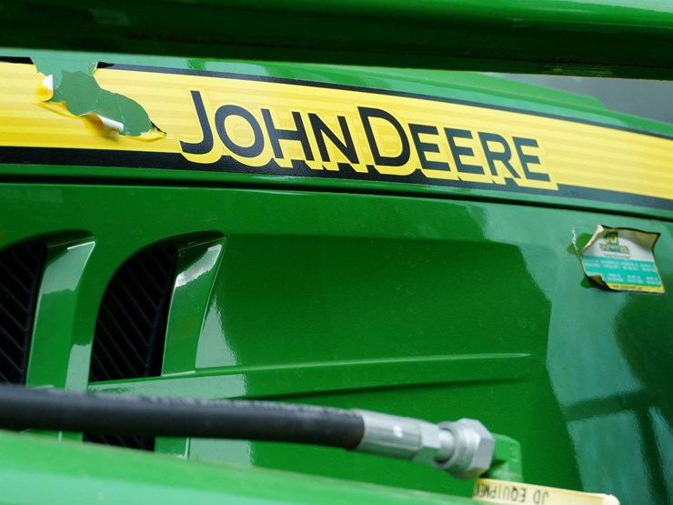 john-deere-6125r-image-15