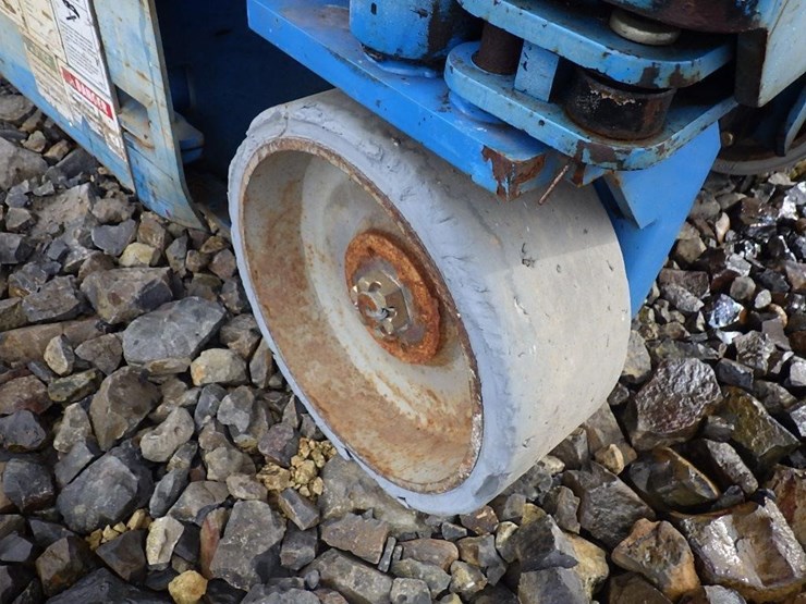 genie-gs1930-image-10