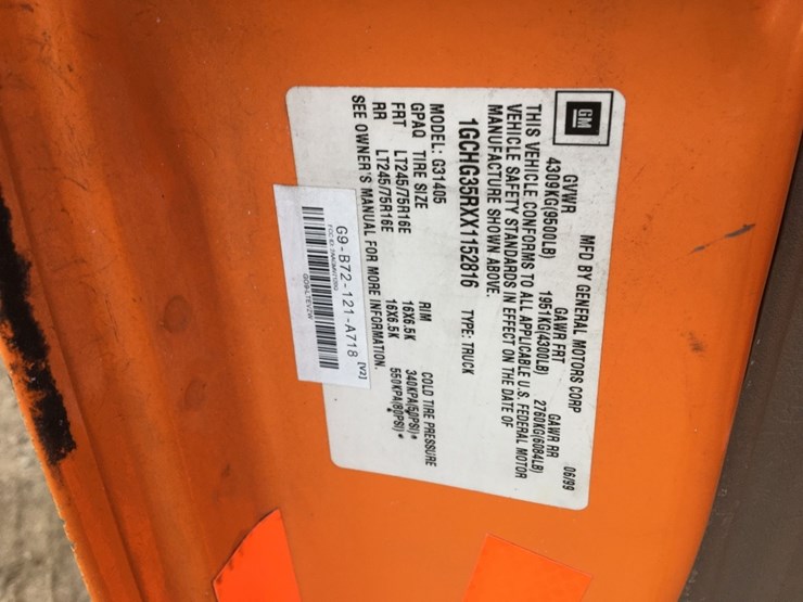 1999-chevrolet-express-3500-image-13