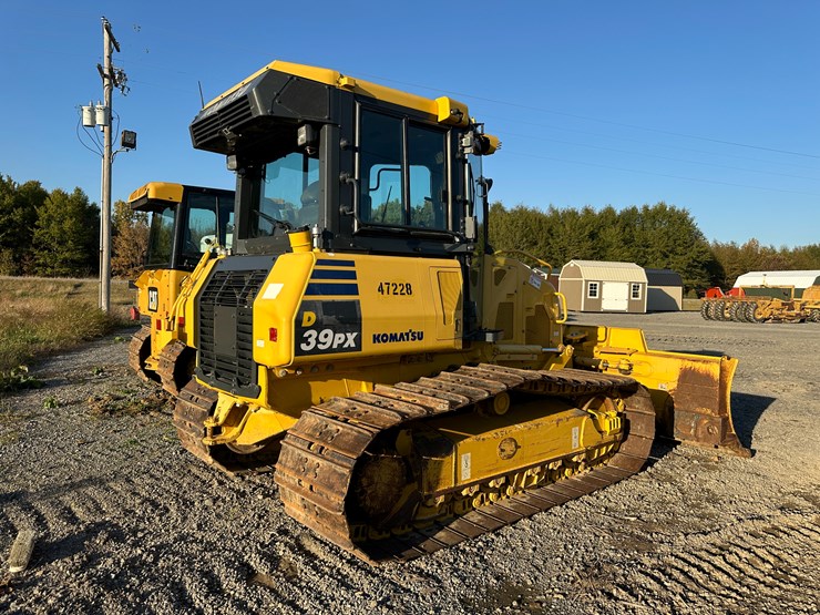 #32837-•-komatsu-39px-crawler-dozer-km10d130kka096648-image-3
