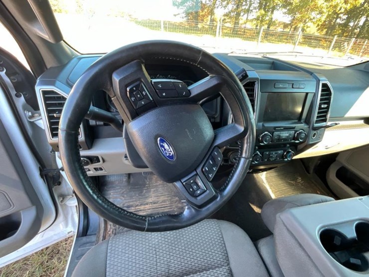 2019-ford-f150-xlt-image-20