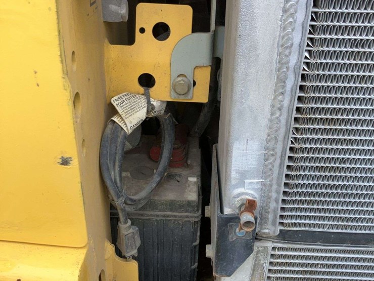 2018-new-holland-l228-image-25