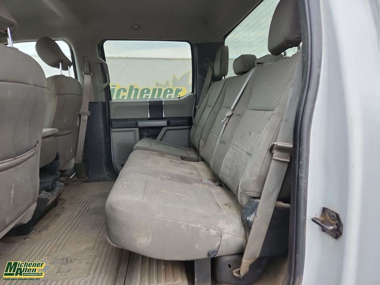 2019-ford-f350-image-17