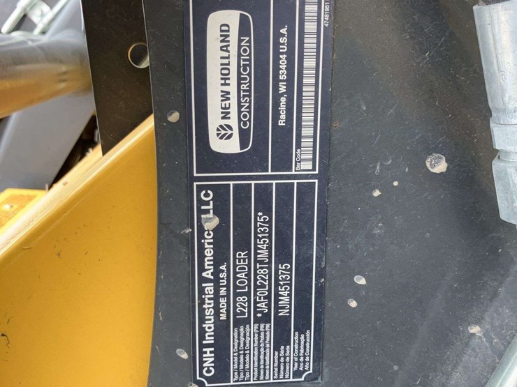 2018-new-holland-l228-image-36